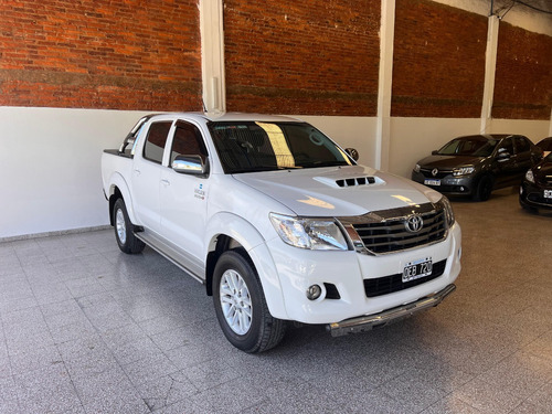 Toyota Hilux 3.0 Cd Srv 171cv 4x2