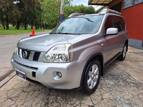 Nissan X-Trail 2.5 At