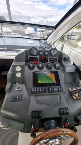 Crucero Genesis Delta 40 Año 2013, 2 Yanmar 315 Hp D Prop.