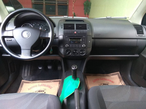 Volkswagen Polo Sedan Polo Sedan 1.6 Mi