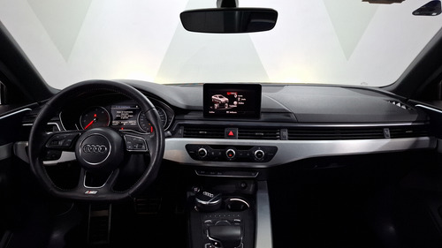 Audi A4 2.0 TFSI S LINE S-TRONIC