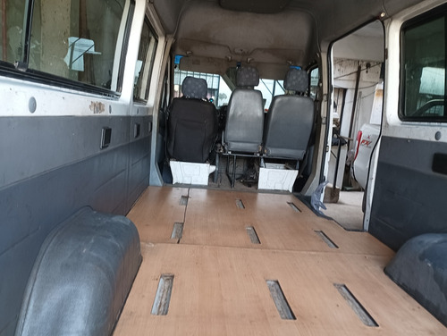 Mercedes-Benz Sprinter Minibus