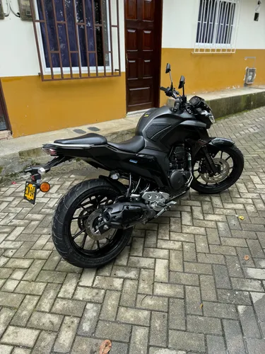 Yamaha Fz