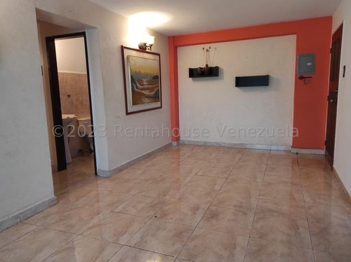 Imagen 3 de 30 de Apartamento En Urbanización Los Roques Piso Bajo, Poco Negociable!! Totalmente Amoblado Wm Mls #23-17376