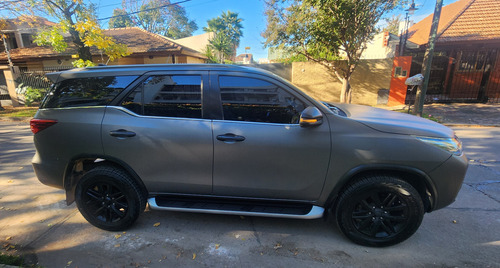 Toyota Hilux SW4 2.8 Srx 177cv 4x4 7as At
