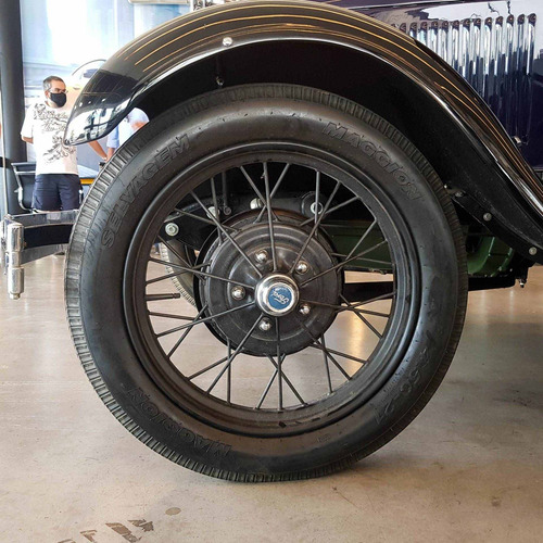 Ford Tudor 2.8 4 Cilindros Gasolina 2p Manual