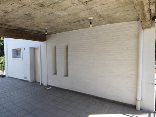 Departamento Sobre Av. Ohiggins Al 3400, A Metros De Carrefour
