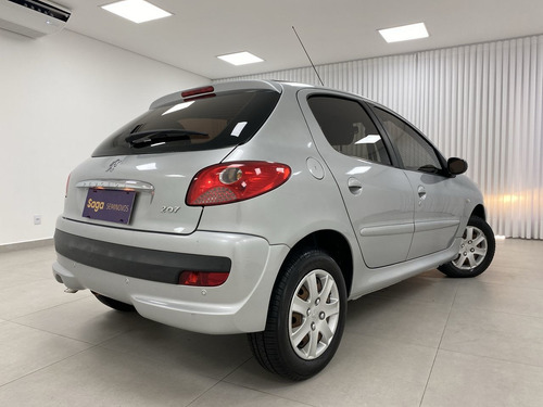 Peugeot 207 Hatch Xr 1.4 8v (flex) 4p