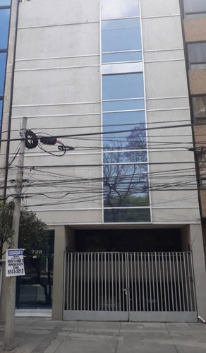 Edificio En Venta Con Excelente Ubicación, Oportunidad De In