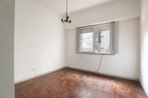 Departamento 3 Amb + Escritorio Venta Flores Caba