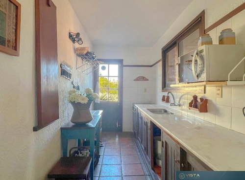 Alq Temp Casa 3 Dorm + Svcio Con Mb Ubicacion En El Chorro (ref: Atm-1401)