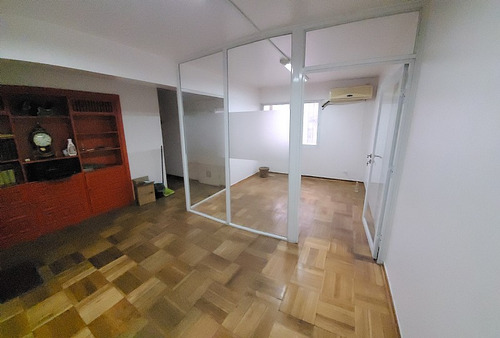 Agustinas/miraflores, 2 Privados, Sala Reunión, Recepción