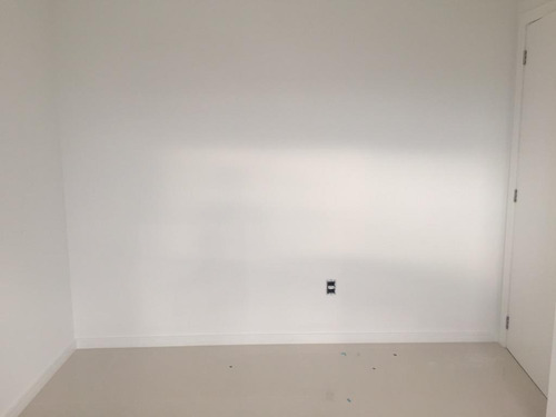 Imagem 22 de 24 de Apartamento Em Florianópolis - Sc - Ap0406_ccon