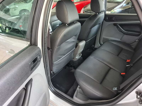 Imagem 11 de 15 de Ford Focus Sedan 2.0 16v 4p