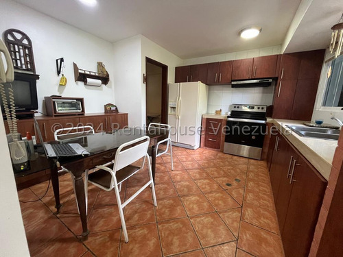Tonwhouse En Alquiler - Mls #25-2541