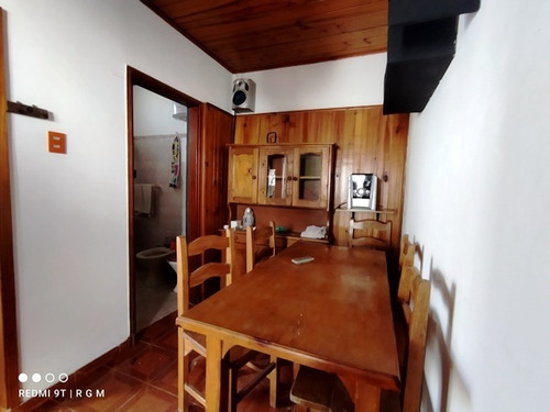 Imagen 4 de 10 de Casita Al Fondo Impecable Estado