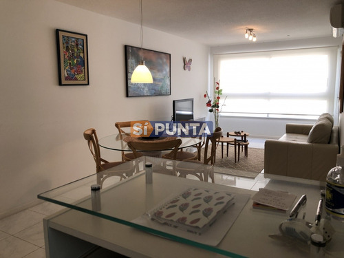 Parada 8 Playa Mansa, Un Dormitorio Y Medio 