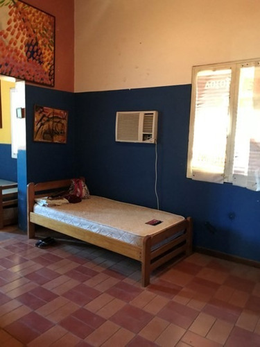Imagen 4 de 12 de Se Vende Casa 1000m² 11h/8b+/4p Caraballeda - La Guaira