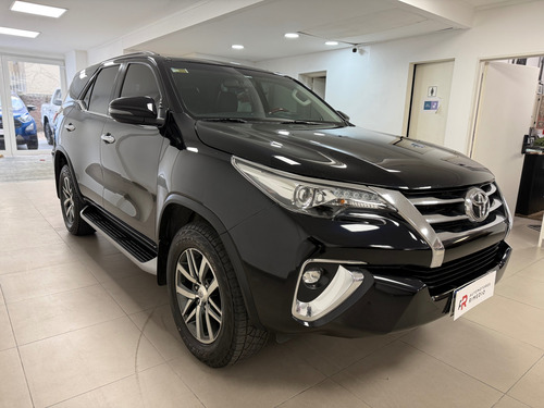 Toyota Hilux SW4 2.8 Srx 177cv 4x4 7as At
