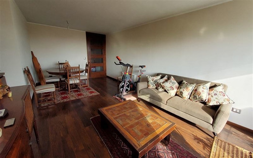 Imagen 2 de 13 de Departamento En Venta De 3 Dorm. En Lo Barnechea