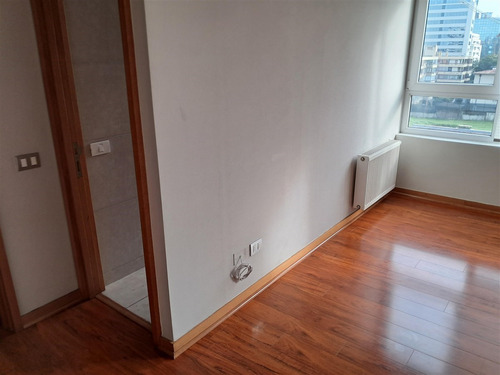 Departamento En Arriendo De 2 Dorm. En Providencia