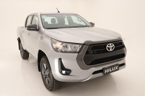 Imagen 16 de 25 de Toyota Hilux 4x4 Dc Sr 2.8 Tdi 6at J.r