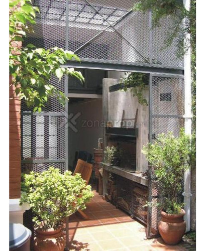 Chalet Ingles En Impecable Estado - 6 Ambientes Y Dependencias En 2 Plantas.