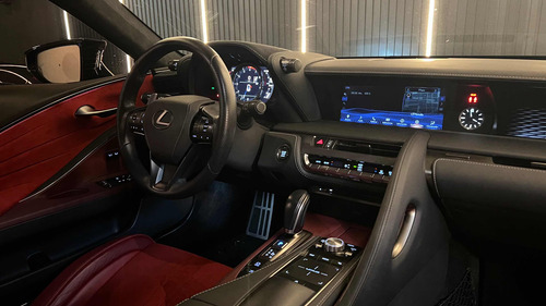 Lexus LC 5.0 V8 500