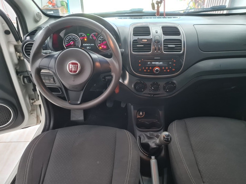 Fiat Grand Siena 2013 1.4 Attractive Flex 4p