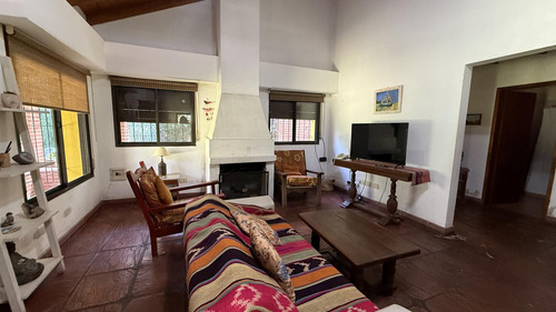 Casa En Salvador Maria