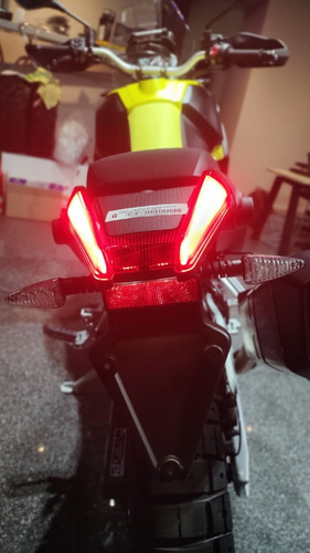 Imagen 15 de 23 de Aprilia Tuareg 2022
