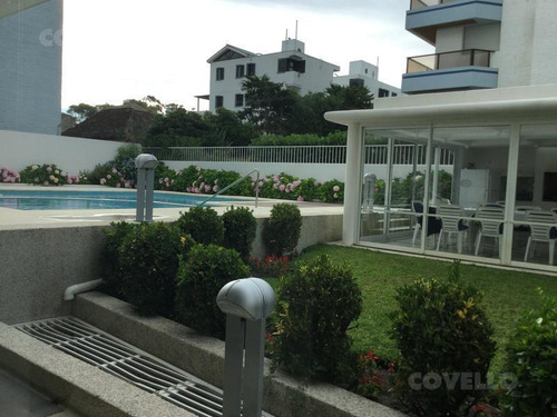 Imagen 17 de 22 de Venta Torre New York Punta Del Este Parada 6 Playa Brava