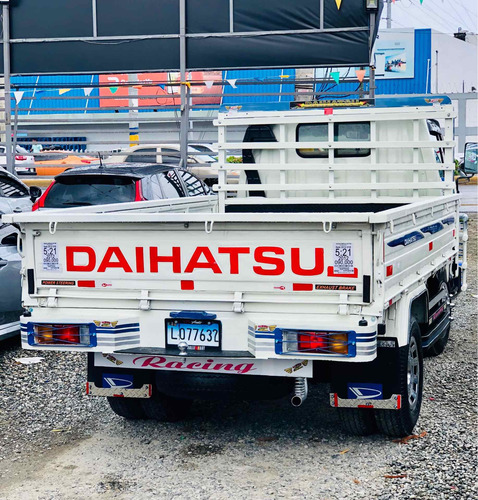 Imagen 15 de 15 de Daihatsu Delta 2002 Cama Corta Oferta Disponible809-317-0094