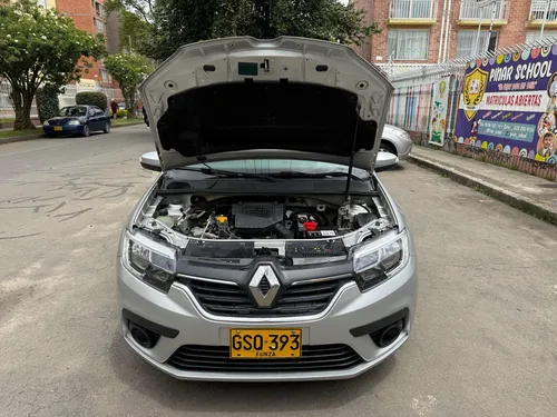 Renault Logan 1.6 Authentique
