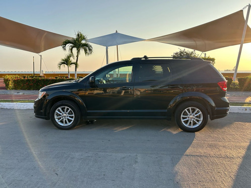 Dodge Journey 2.4 Sxt 7 Pasajeros At