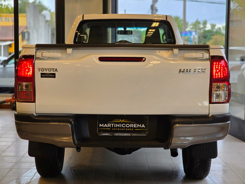 Toyota Hilux Cabina Simple 4x2