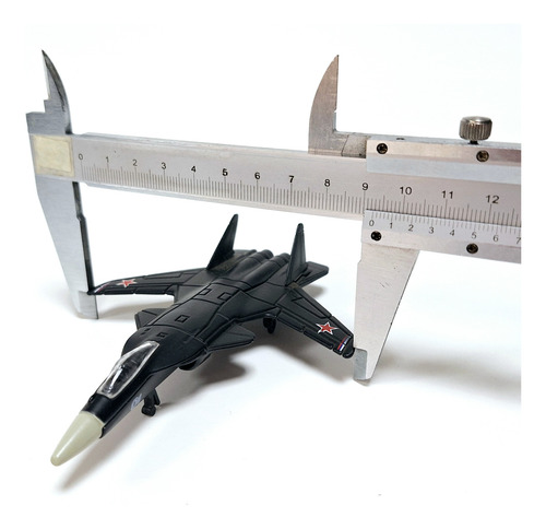 Miniatura Diecast Maisto, Avión Sukhoi Su47 Berkut