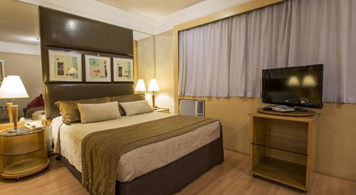 Imagem 10 de 15 de Flat No Jardins Excelente Localização No Pool - Sf7450