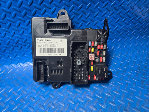 Caja De Fusibles Pontiac G6 3.5 Litros 2006-2009 (Usado)
