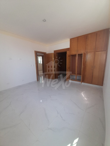 Imagen 14 de 25 de Casa Moderna De 2 Nivelesen Venta Con Terrazas Y Cocina Equipada, Santiago (jpc-221)