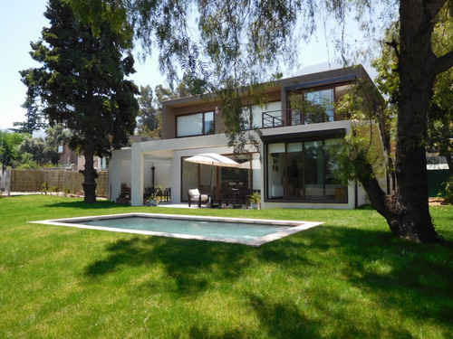 Gran Ubicación - Casi Nueva 235/640 M2