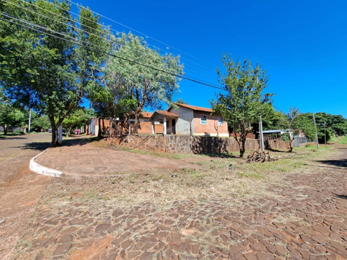 Imagen 2 de 4 de En Venta Propiedad En Esquina, Con Construcción