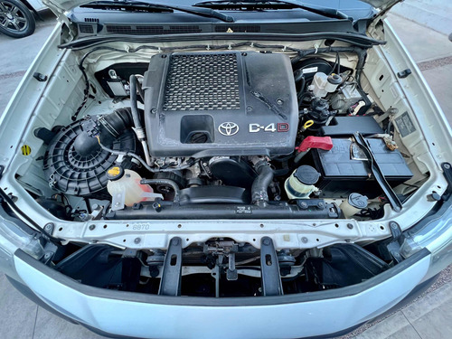 Toyota Hilux 2.5 Cs Dx Pack 120cv 4x2