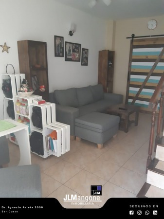 Imagen 2 de 10 de Duplex 3 Ambientes Con Cochera Y Patio