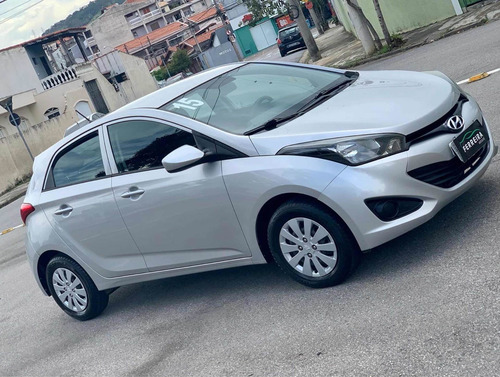 Imagem 3 de 8 de Hyundai Hb20 2015 1.0 Comfort Flex 5p