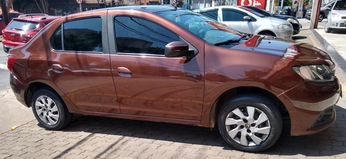 Renault Logan 2014 1.6 Expression Hi-power 4p