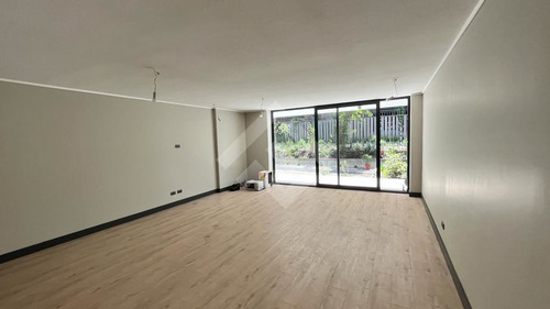 Departamento En Venta De 3 Dorm. En Vitacura