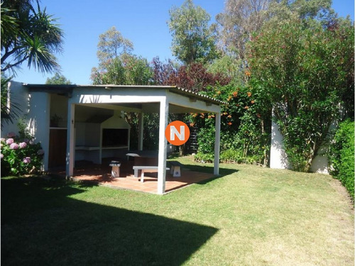 Casa En Venta Y Alquiler, La Barra, La Barra, 4 Dormitorios.- Ref: 209768
