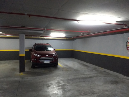 Imagen 2 de 7 de Dueño Vende - Cochera Cubierta - Con Personal De Seguridad Las 24h