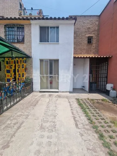 Casa En Venta En Fracc. Los Portales, Tultitlán Edo. México
